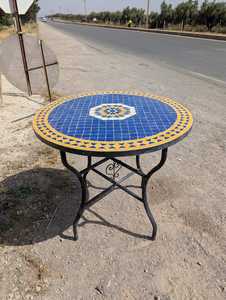 Mesa de Mosaico Marroquí Hecha a Mano de 14x14, Azulejos de Vidrio y Metal Multicolores, Estilo Zellige, Ecológica, Duradera, para Interiores/Exteriores - Product Image 2