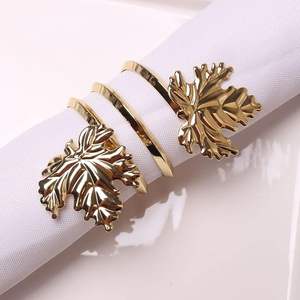 Anneaux de serviette en métal de luxe, accessoires de table design pour les occasions formelles, décoration de table élégante pour les mariages et les fêtes - Product Image 1