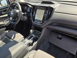 Usado cuidadosamente 2023 Ascent Onyx Edition Limited Manual bastante usado - Product Image 6