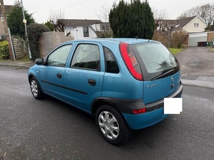 Vauxhall Corsa 1.2i 16V Club 5 Puertas Usado (LHD/RHD) - Product Image 3