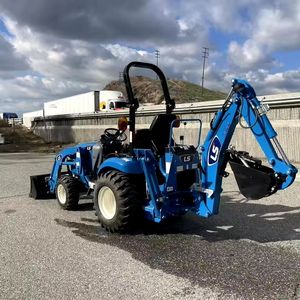 Tracteur de jardin compact diesel 4x4 LS avec plateau de tonte pour l'aménagement paysager et l'agriculture - Product Image 6
