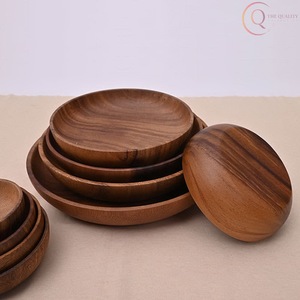 Bandeja de servir ecológica de madera hecha de madera duradera, diseño elegante para el hogar, cafeterías, hoteles y regalos. - Product Image 4