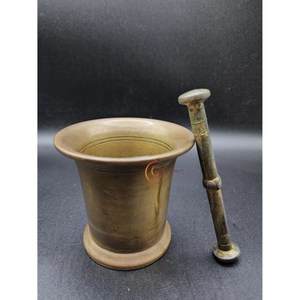 ครกและสากเครื่องมือห้องครัวทันสมัยพร้อมการออกแบบที่เป็นเอกลักษณ์สีทองทองเหลืองทำด้วยมือสมุนไพรและเครื่องเทศบดและผสมครก - Product Image 6