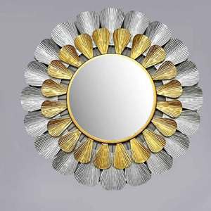 Espejo de pared de metal con diseño de flores modernas de alta demanda con luz LED Fabricante y exportador de alta calidad para bodas - Product Image 3