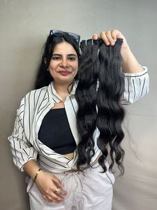 Vente en gros d'extensions de cheveux humains indiens vierges 100% bruts faisceaux ondulés naturels qualité supérieure approvisionnement en vrac dentelle française transparente - Product Image 4