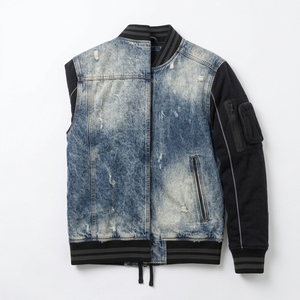 Blouson Bomber Letterman en Denim Bleu Personnalisé avec Manches Noires, Style Streetwear, Effet Vieilli, Poches Zippées, Fabricant OEM ODM Marque Privée Co US - Product Image 3