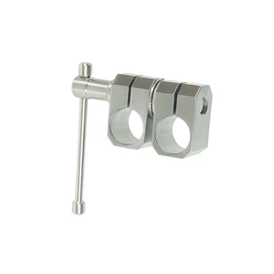 Workhorse Post Clamp Acoplamiento Abrazadera quirúrgica de acero inoxidable de 1 pulgada para procedimientos de precisión Workhorse Post Clamp - Product Image 6