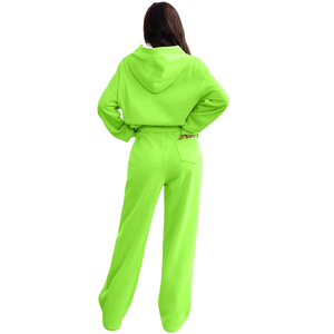 ชุดวอร์มลำลองสไตล์ใหม่ ดีไซน์สวยที่สุด สำหรับผู้หญิง พร้อมเสื้อฮู้ดทรงหลวมไหล่ตก  ขายส่ง MOQ ต่ำ - Product Image 2