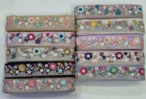 Fait sur mesure en conception de feuille de fougère et rubans et lacets brodés à la machine et en dix couleurs pour robes de mariée de 1.5 pouces de largeur. - Product Image 2