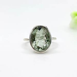 Anillo de mujer de diseño clásico de Plata de Ley 925 sólida con piedra de amatista verde para aniversario y regalo de San Valentín - Product Image 1
