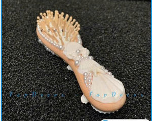 Cepillo para el Cabello de Concha Marina Hecho a Mano en Vietnam, Juego de Herramientas de Belleza de Concha Natural - Product Image 3