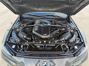 2025 M3 Competition xDrive 523 ch, Moteur 6 cylindres turbo, Transmission intégrale, Très bien équipé, Non modifié - Product Image 6