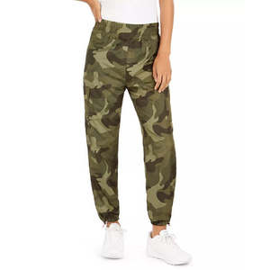 Pantaloni Jogger da Donna Almost Famous con Stampa Camouflage, Verde, Taglia S - Pantaloni Sportivi Traspiranti a Vita Media per la Stagione Autunnale - Product Image 1