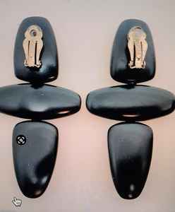 Pendientes de moda de resina de color personalizados de lujo hechos a mano brillantes altamente pulidos de alta calidad para mujeres de la India. - Product Image 3