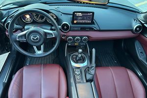 Mas der M X 5 Miatra RF Grand Touing 2021, phares LED, pneus R21, transmission automatique, moteur turbo, 4 roues motrices - Product Image 3