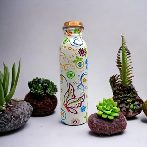 Artistique Zig Zag Ligne Cuivre Bouteille Élégant Élégant Bouteille D'eau Parfait pour L'hydratation Voyage Yoga Bureau Gym De L'Inde - Product Image 5