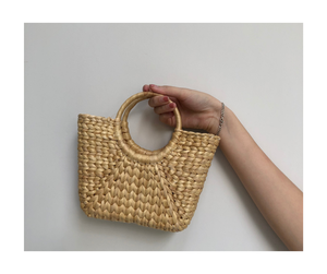 Fabricant vietnamien de sacs en jacinthe d'eau proposant des sacs tissés à la main de haute qualité avec de superbes offres d'exportation - Product Image 1