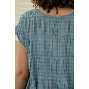 Vestido MIRA de Algodón y Seda Azul a Cuadros, Talla Única, Casual, Elegante, Transpirable, Diseño Sólido, ODM para Uso Diario, Fiestas y Eventos Formales - Product Image 3