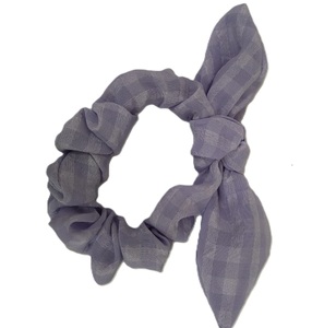 Chouchou en tissu polyester imprimé avec nœud sur le dessus pour les filles et les dames chouchous en tissu polyester fantaisie - Product Image 1