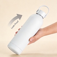 Bouteille d'eau sport moderne blanche avec bouchon à vis, gourde isotherme anti-fuite de 500 ml pour femme et salle de sport