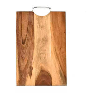 Planche à découper en bois rectangulaire faite à la main accessoire de cuisine décoratif - Product Image 1