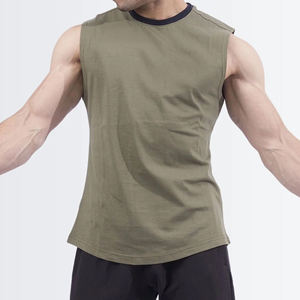Fait sur mesure Débardeur de haute qualité pour hommes séchage rapide vêtements de fitness en style décontracté rouge uni en vente avec votre propre logo - Product Image 2
