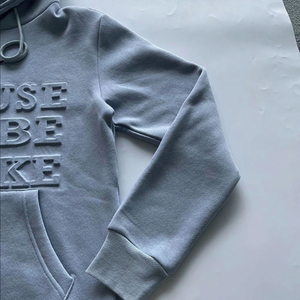 Fabricantes de ropa de hombre personalizada con logotipo en relieve 3D Puff impresión pulóver transpirable hombres sudaderas con capucha y sudaderas de Pakistán - Product Image 4