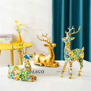 Figuras coloridas de Ajedrez de La Fortuna dorada, máscara de cara humana abstracta, escultura de ciervo, Graffiti, Animal, caballo, <span class=keywords><strong>Chihuahua</strong></span>, regalo de negocios - Product Image 5