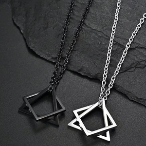 Colgante masculino de triángulo entrelazado geométrico para hombre, collar de calle apilable de acero inoxidable - Product Image 1