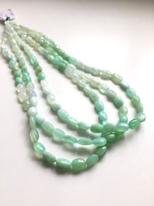 Perles de pierres précieuses en opale bleue naturelle lisses et ombrées pour la fabrication de bijoux fins - Product Image 4