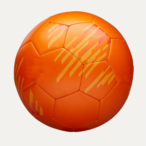 Ballon de football professionnel multicolore léger en PU, conception et couleur personnalisées, haute qualité, résistant à l'eau, pour adultes, jeu en plein air - Product Image 4