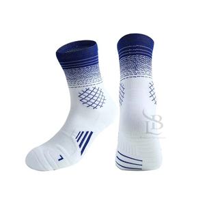 Wholesale Men's Anti-Slip Outdoor Sports <b>Socks</b> Breathable Thickened <b>Grip</b> Autumn Logo Printed Adult Sport Spring Collection - Product Image 4