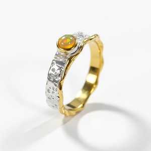 Anillo de Plata de Ley con Ópalo de Fuego Arcoíris, Bañado en Rodio, Elegante, Inspirado en la Naturaleza, con Piedra Vibrante, Estilo Clásico - Product Image 3