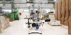 Suremballeuse de tabac électrique CP-1 d'occasion avec poignées de vitesse haute performance 180 caisses par minute - Product Image 2