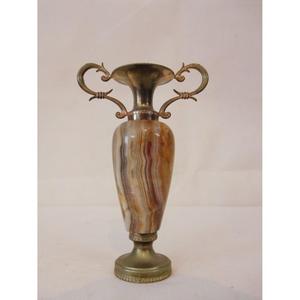 Jarrón de flores único moderno y hecho a mano, diseño fantástico de latón y metal, jarrón decorativo nórdico para el hogar, artículos de lujo reales - Product Image 6