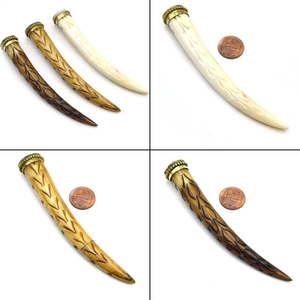 Colliers élégants avec pendentifs Bone Tusk parfaits pour toutes les occasions conçus pour les personnes avant-gardistes par glowin fashion - Product Image 6