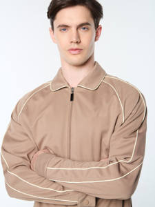 Fabricante de Ropa Deportiva Personalizada para Hombre, Socio para Minoristas de Moda Mundiales, Distribuidores de Ropa Deportiva y Marcas de Marca Blanca - Product Image 5