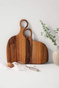 Tabla de cortar de madera de lujo Aspecto decorativo elegante perfecto para exhibición de cocina y preparación de alimentos - Product Image 2