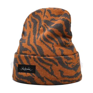 Gorro de punto acanalado Sombreros Acrílico de gran tamaño Logotipo personalizado Unisex Color marrón/Negro Gorro de invierno de alta calidad - Product Image 5
