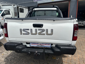 Voiture d'occasion de qualité et abordable, Isuzu KB KB-300 2007, conduite à droite - Product Image 5