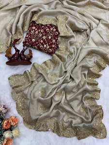 Sari en soie Rangoli or champagne exclusif avec broderie de sequins Zari, associé à un chemisier de fête de designer Bollywood rouge riche - Product Image 4