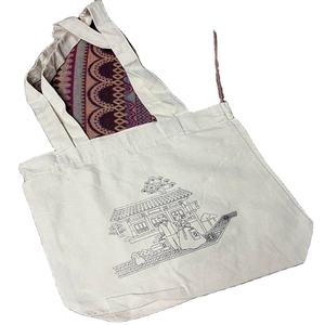 Sacs fourre-tout en toile personnalisés en coton durable avec impression unique Logo personnalisé pour les promotions Cadeaux et le stockage - Product Image 1