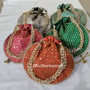 Stunning indian wedding return gift for Decor and Souvenirs - Alibaba.com