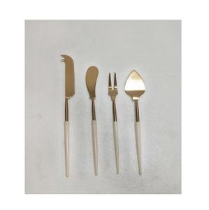 2025 ensemble de couverts en acier miroir personnalisé couverts en bois fabriqués à la main finition polonaise nouveau dernier combo bois acier personnalisable - Product Image 1