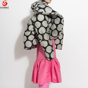 Chaqueta acolchada de Invierno para mujer con cuello levantado, diseño informal acolchado con capucha, tela de lona al por mayor del proveedor - Product Image 5