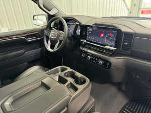 Santta Cruzz Night 2024, SUV con Tracción en las Cuatro Ruedas, Caja de Cambios Automática, Asientos de Cuero, Cámara Trasera, Motor Inteligente de 4L, Portaequipajes de Techo de Aleación de Aluminio - Product Image 3