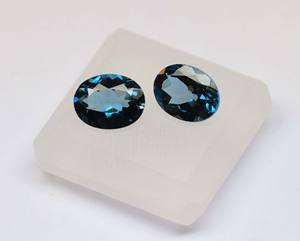 แท้ลอนดอนสีฟ้าบุษราคัมคู่สีลึกสีน้ำเงินโทแพซอัญมณีทรงรีขนาด9x7mm - Product Image 6