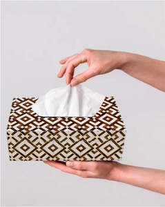 Mini boîte à mouchoirs en bois MDF classique et élégante pour ajouter de l'élégance aux comptoirs avec ce produit de tapis et de tampons - Product Image 1