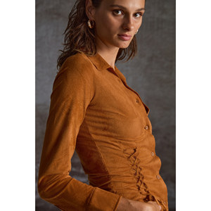 GRIMELANGE เสื้อเชิ้ตทรงเข้ารูปสำหรับผู้หญิงจาก Bogotan ผ้าซูเอตผูกเอว - Product Image 6