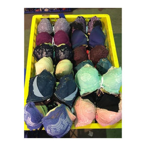 Sélection de vêtements d'occasion Soutien-gorge d'été confort et style récupéré - Product Image 5